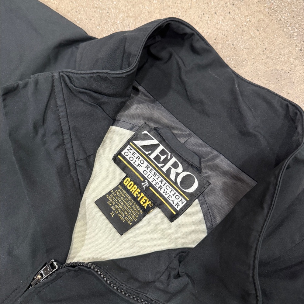 Zero Restriction x Goretex Top - Picture 3 of 4